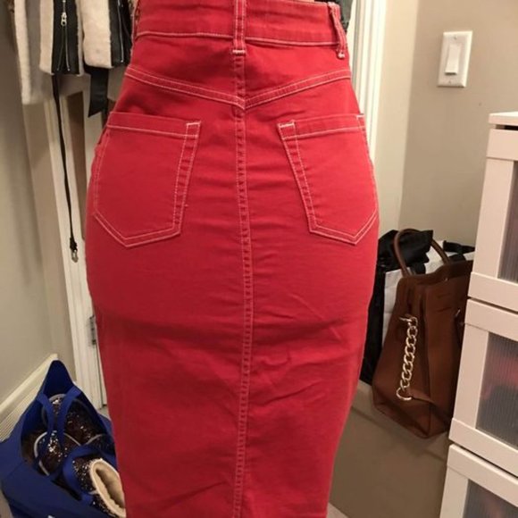 ‼️SOLD‼️Red Denim Pencil Skirt - Picture 5 of 5